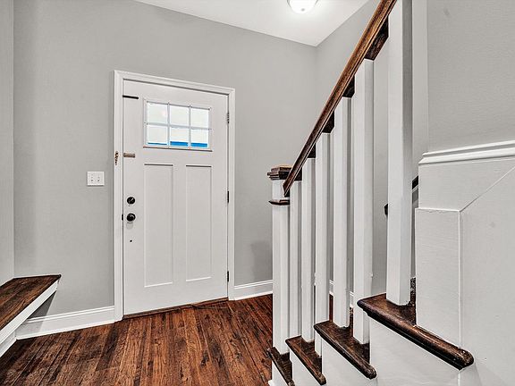 4th image of 1224 Commonwealth Cir