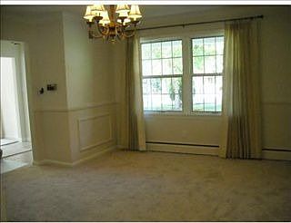 2nd image of 3008 Acacia Cir