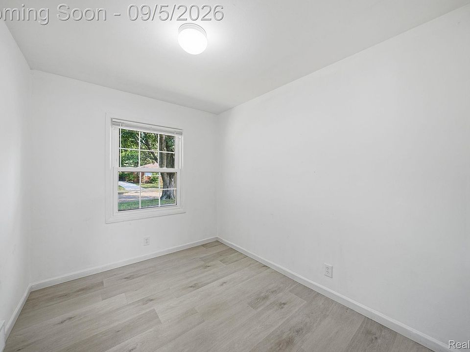 1700 Ackley Ave, photo 19