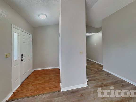 2nd image of 4424 Ohara St