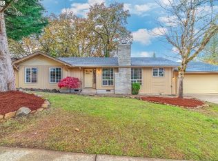 436 Cascade Dr, Springfield, OR 97478