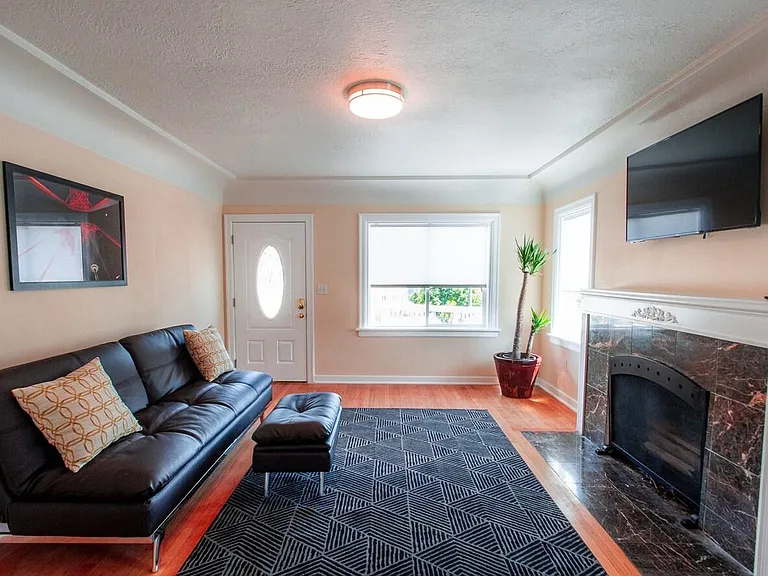 5929 Martin Luther King Jr Way S #A — Photo 4