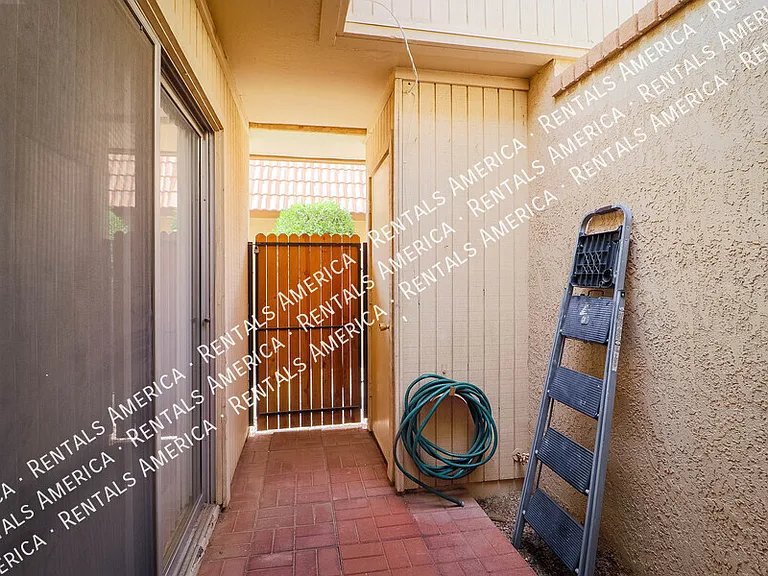 195 N Cottonwood St #5 — Photo 26