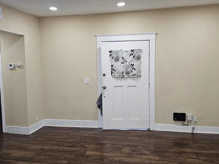 920 N Arrowhead Ave — Photo 15
