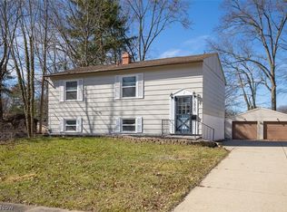 3820 Seneca St, Stow, OH 44224