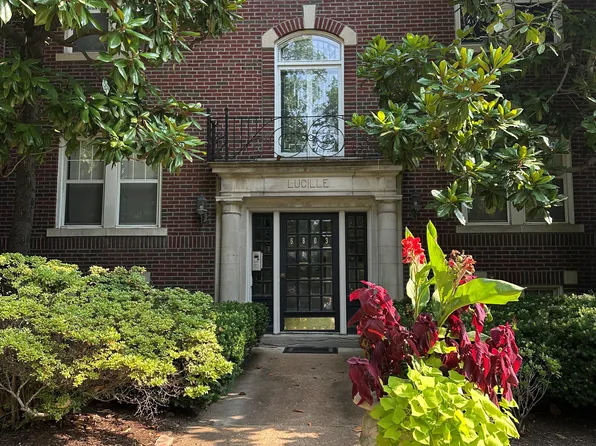 6803 Kingsbury Blvd APT 1W, University City, MO 63130