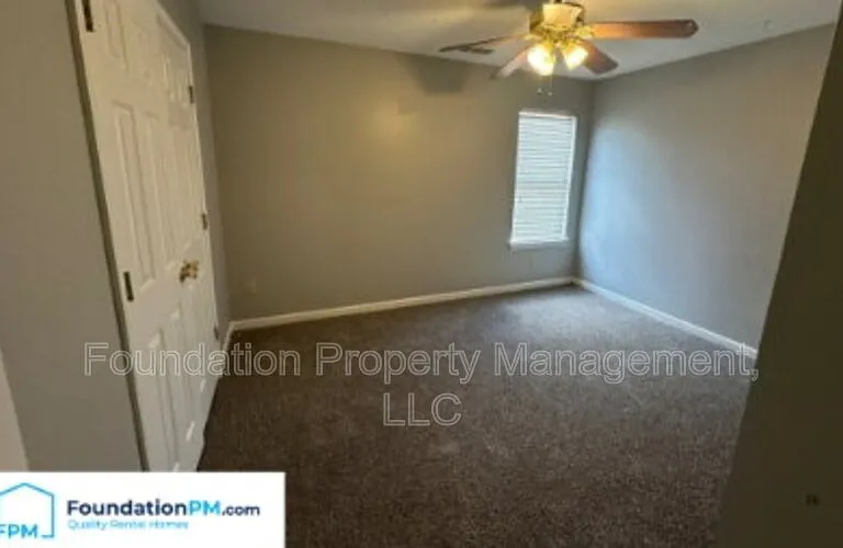 7063 Beringer Dr S — Photo 15