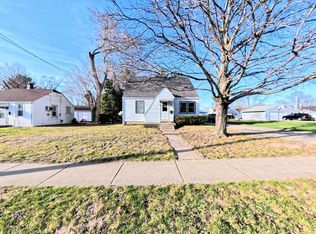 206 E 4th St, Streator, IL 61364