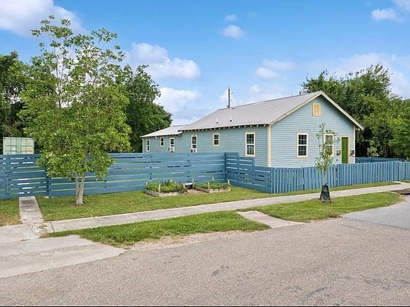 2nd image of 1203 Delery St