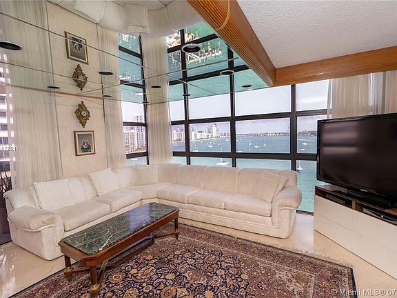 3rd image of 9 Island Ave APT 1108