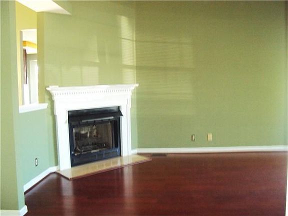 5th image of 262 Grassmire Dr #D