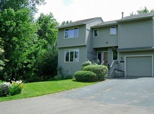 18309 Ridgewood Rd, Minnetonka, MN 55345