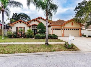 1184 Sawgrass Dr, Tarpon Springs, FL 34689