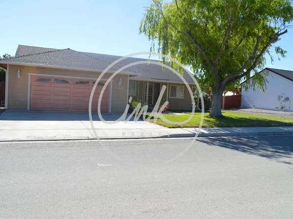 1240 Browne Ln, Fernley, NV 89408