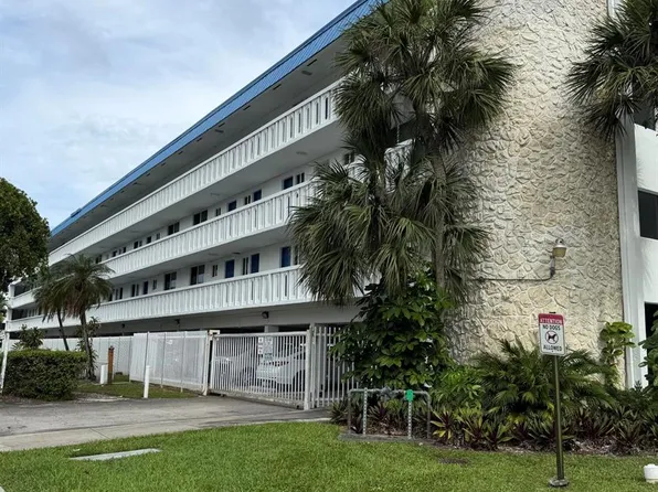1100 NE 191st St #44, North Miami Beach, FL 33179