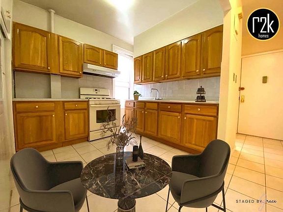 4th image of 31-38 35th St #2A