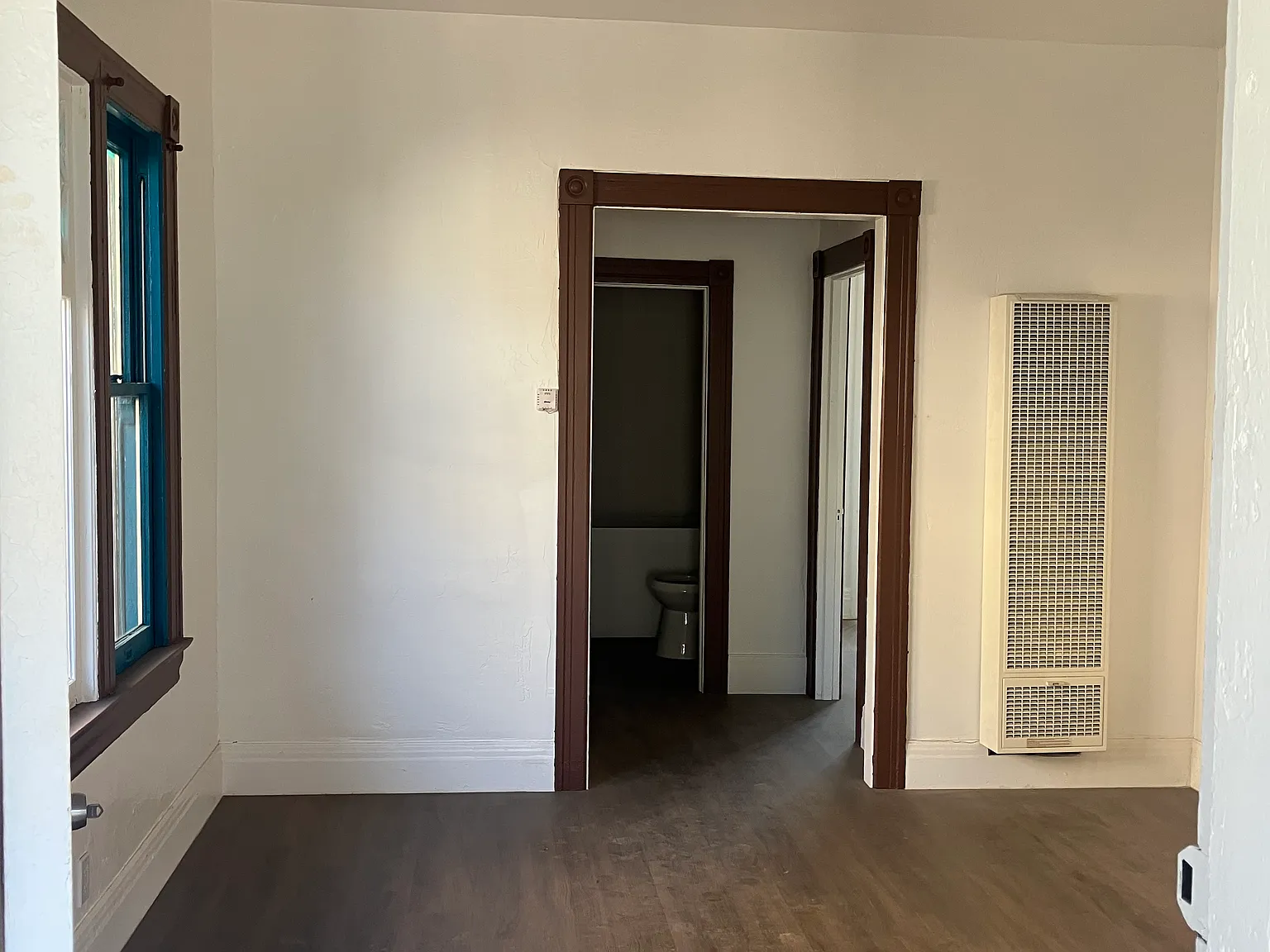 1/4 NE Kensington Rd, Los Angeles — Photo 2