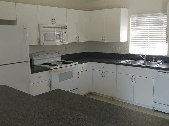 2nd image of 559 Windermere Dr