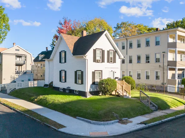 126 Heath St, Hartford, CT 06106