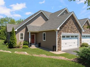 9 Wheeler Ln #9A, Hope Valley, RI 02832