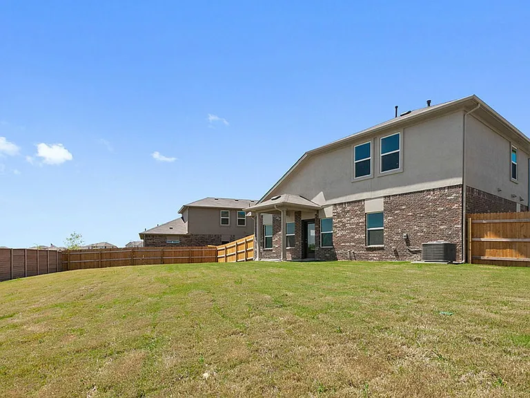 956 Dubina Ave — Photo 15