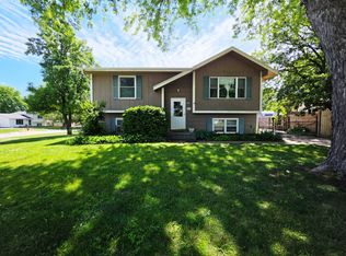 1000 5th St NW, Altoona, IA 50009
