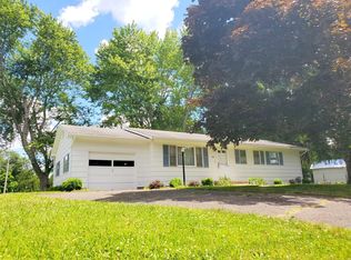 34 Middle Rd, Horseheads, NY 14845