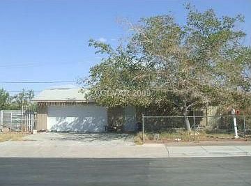 2nd image of 1900 Bearden Ave