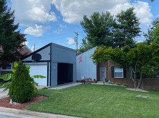 332 Bent Bough Pl, Lexington, KY 40509