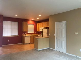 8667 NE Trafalgar Ln, Hillsboro, OR 97006