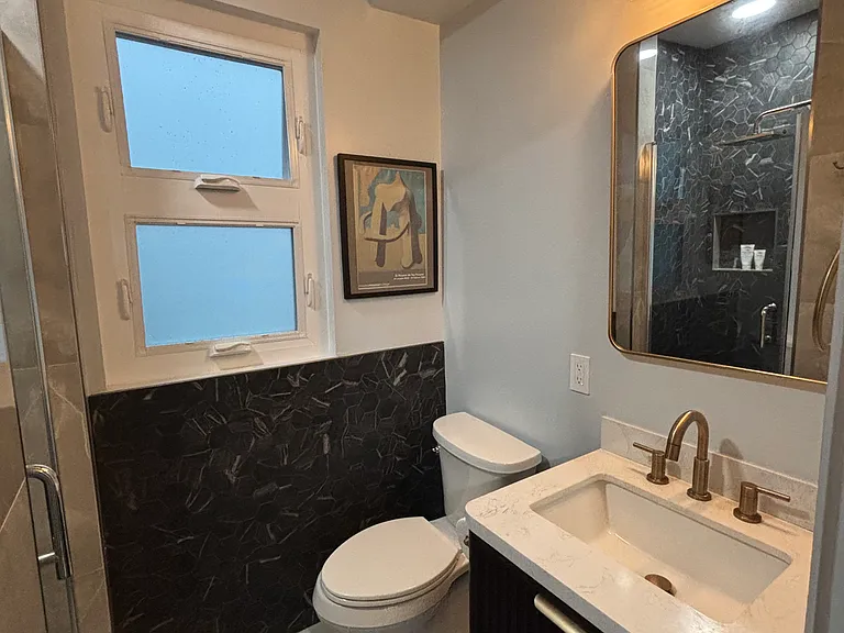 1205 Ikena Cir — Photo 28
