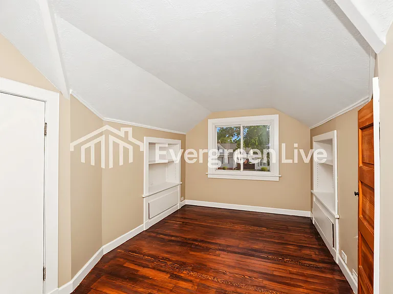 13762 Shady Oak Blvd — Photo 10