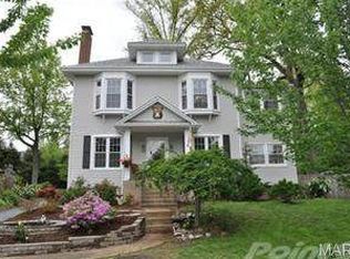 619 W Lockwood Ave, Saint Louis, MO 63119