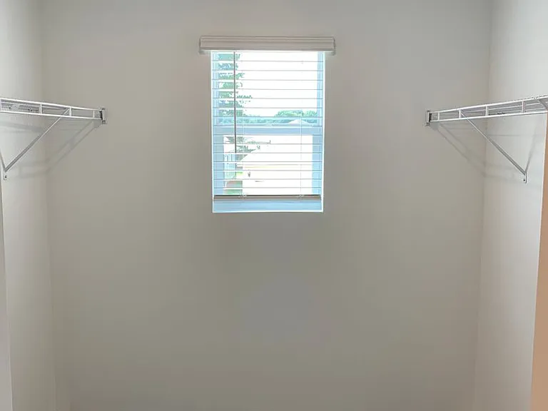 12391 Waterbury Dr — Photo 13
