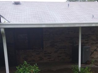 526 Country Club Dr, Picayune, MS 39466