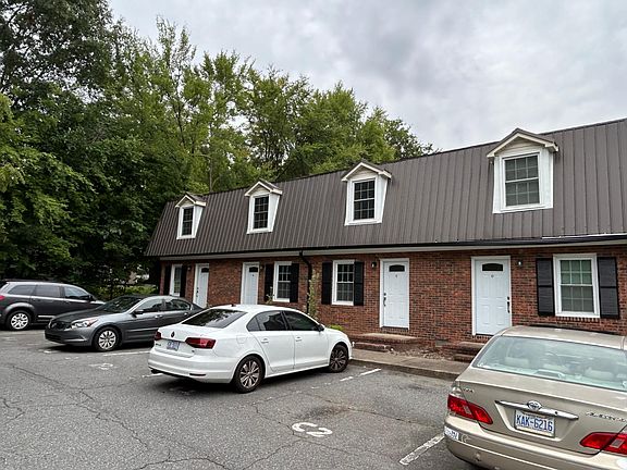 2nd image of 318 Moir St #C