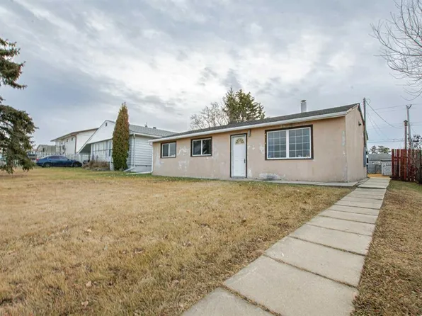 4614 W 52nd Ave, Valleyview, AB T0H 3N0