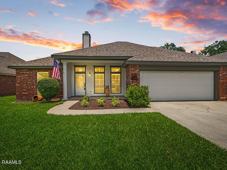 412 Crest Cir — Photo 24
