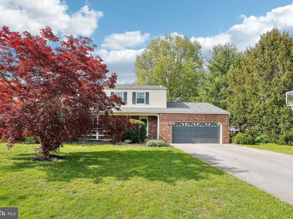 48 Carlson Way, Downingtown, PA 19335