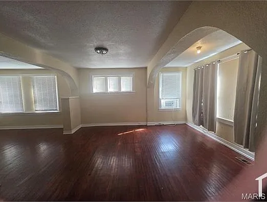 3421 Belt Ave — Photo 5
