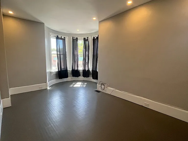 106 1st Ave S #2 — Photo 18
