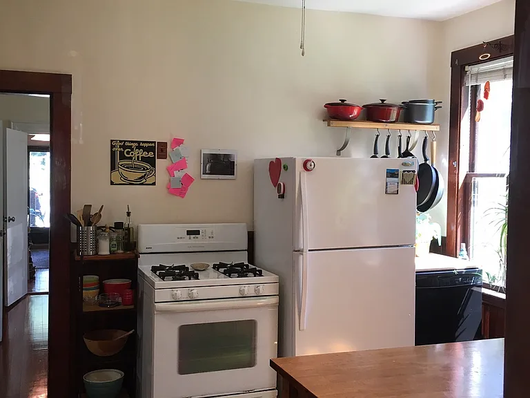 7 Burr St #1 — Photo 33