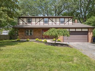 1360 Langston Dr, Upper Arlington, OH 43220