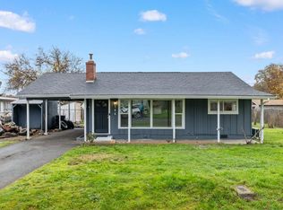 164 Laubach Ln, Grants Pass, OR 97526