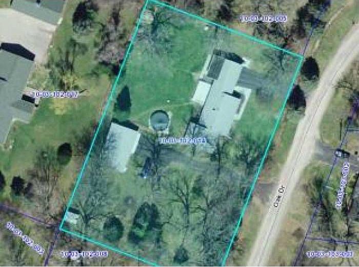 2nd image of 6028 Oak Dr