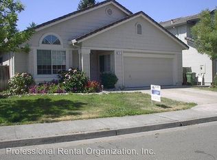 544 Shagbark St, Windsor, CA