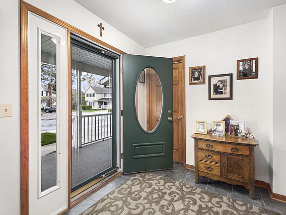 3rd image of 23703 W Vintage Knoll Dr