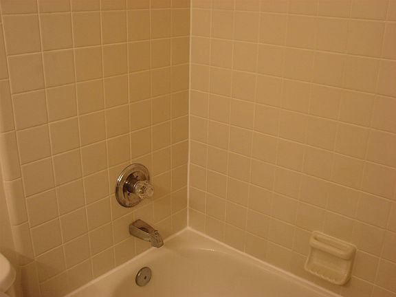 5th image of 4800 NW Leah Ln