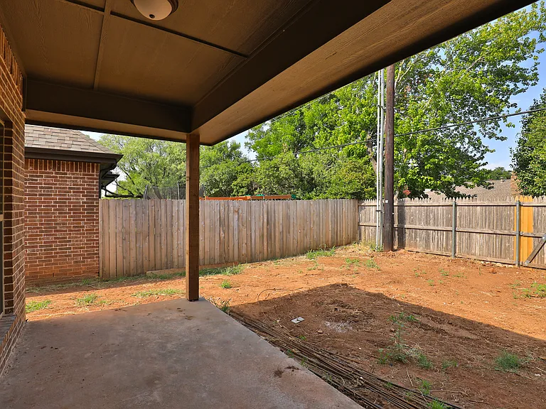 5702 Legacy Dr — Photo 38