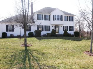 11 Wisteria Dr, Plainville, MA 02762
